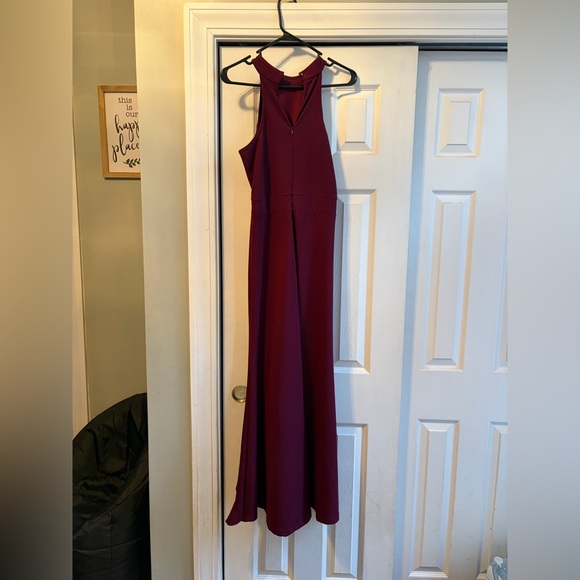 Chic Asymmetrical Burgundy Dress - Picture 3 of 4